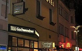 Central Hotel